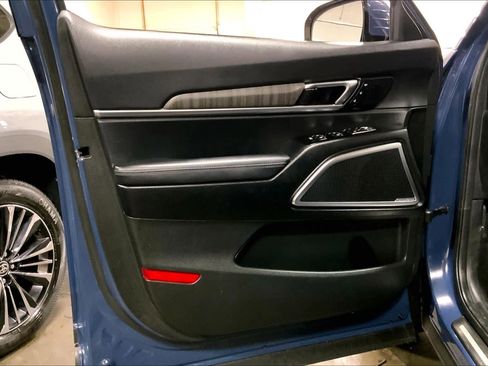 Used 2023 Kia Telluride SX Prestige image 22