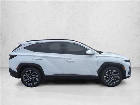 New 2026 Hyundai Tucson Limited FWD image 4