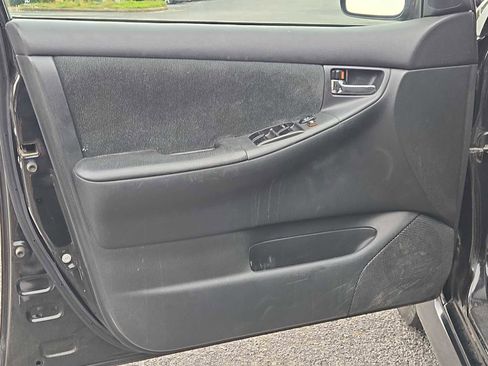 Used 2005 Toyota Corolla S FWD image 19