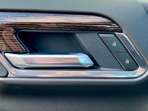 New 2026 GMC Sierra 1500 SLE image 21