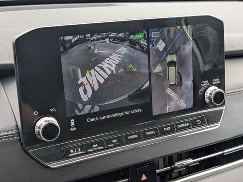 Used 2024 Mitsubishi Outlander SE image 29