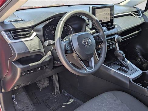 Used 2023 Toyota RAV4 XLE w/ Convenience Package FWD image 10