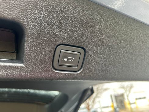 New 2026 Buick Enclave Sport Touring w/ LPO, Floor Liner Package image 38