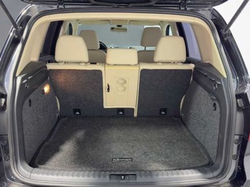 Used 2017 Volkswagen Tiguan S FWD image 33