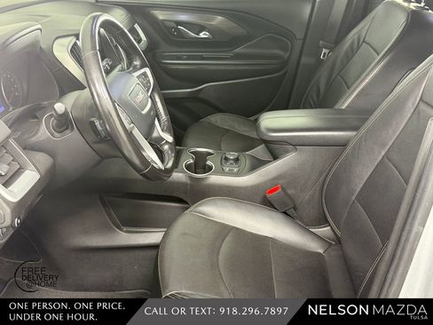 Used 2020 GMC Terrain SLT w/ Preferred Package FWD image 16