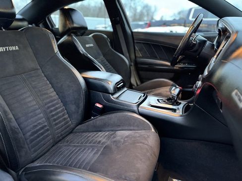 Used 2021 Dodge Charger Scat Pack w/ Daytona Edition Group image 12