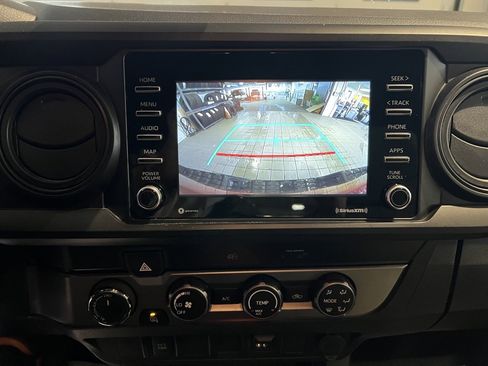 Used 2022 Toyota Tacoma SR image 24