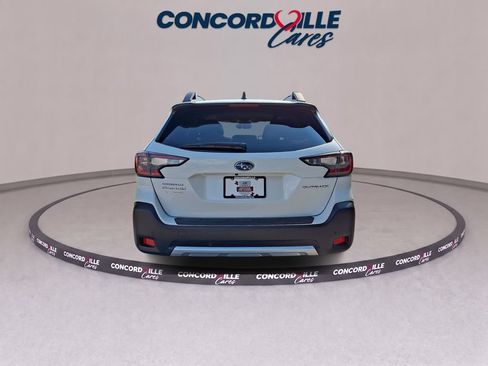 Certified 2025 Subaru Outback Limited AWD/4WD image 6