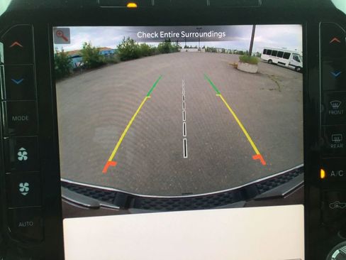 Certified 2025 RAM 1500 Laramie image 16