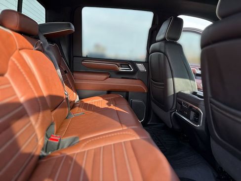 Certified 2024 GMC Sierra 2500 Denali Ultimate image 34