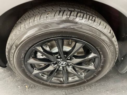 Certified 2026 Honda CR-V Sport image 9