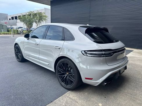 Certified 2024 Porsche Macan GTS AWD/4WD image 3