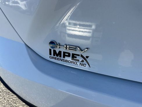 Used 2025 Toyota Camry SE image 28