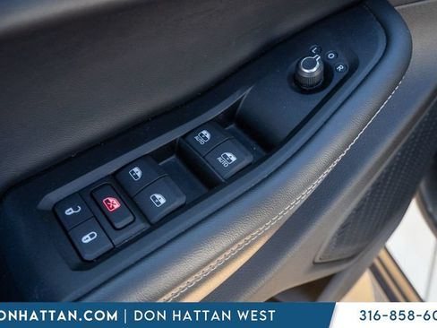 Used 2023 Jeep Grand Cherokee L Laredo AWD/4WD image 17