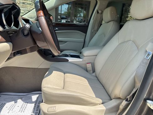 Used 2011 Cadillac SRX Luxury AWD/4WD image 9