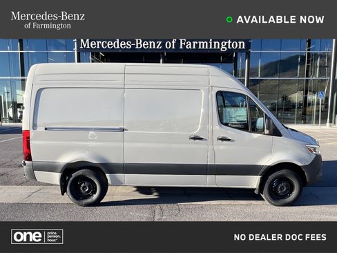 New 2025 Mercedes-Benz Sprinter 2500 image 1