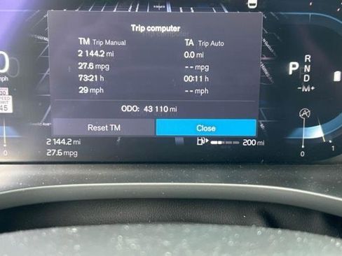 Used 2023 Volvo XC60 B5 Plus w/ Protection Package Premier image 3