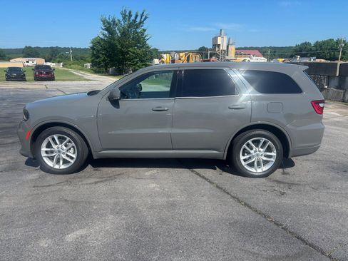 Used 2022 Dodge Durango GT image 3