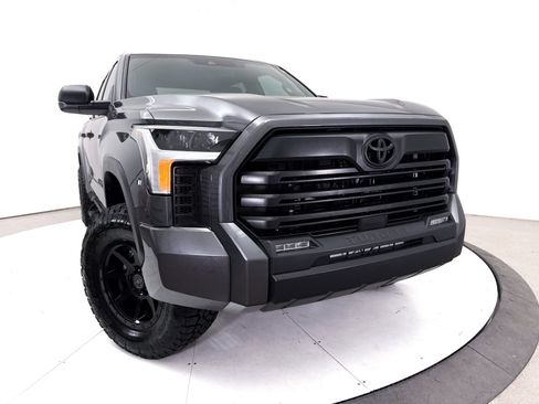Used 2025 Toyota Tundra SR5 AWD/4WD image 5