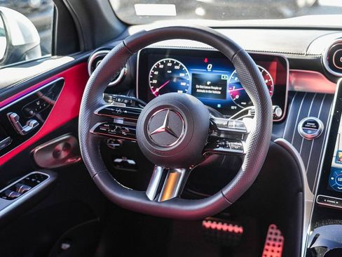 Used 2024 Mercedes-Benz GLC 300 GLC 300 image 15