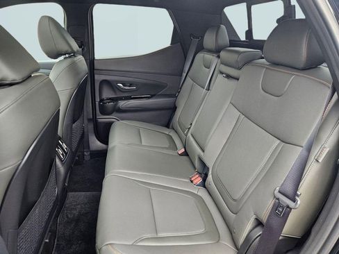 Certified 2025 Hyundai Santa Cruz Limited image 24