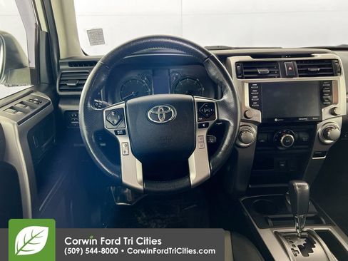 Used 2023 Toyota 4Runner SR5 Premium w/ Moonroof Package AWD/4WD image 27