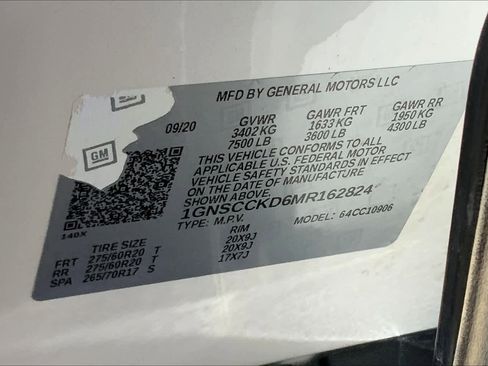 Used 2021 Chevrolet Suburban LT w/ LT Signature Package image 35