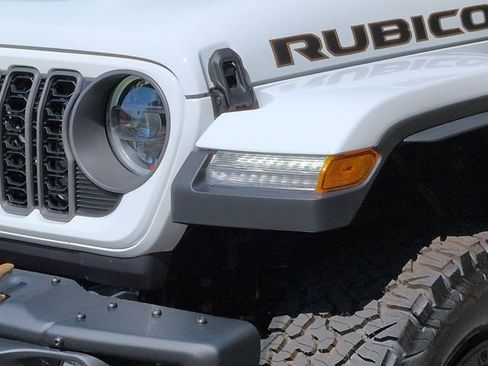 New 2025 Jeep Wrangler Unlimited Rubicon 392 image 17