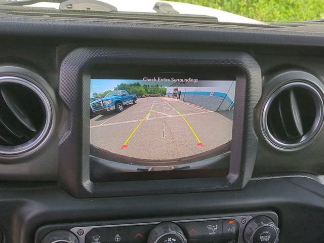 Used 2023 Jeep Wrangler Unlimited Sahara w/ Safety Group AWD/4WD image 14
