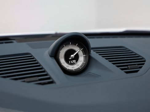 Used 2025 Porsche 911 Turbo S image 65