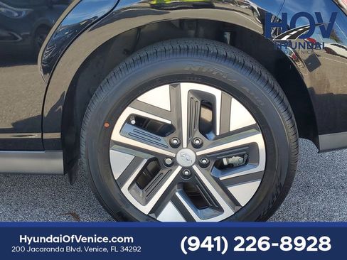 Certified 2023 Hyundai Kona SE image 15