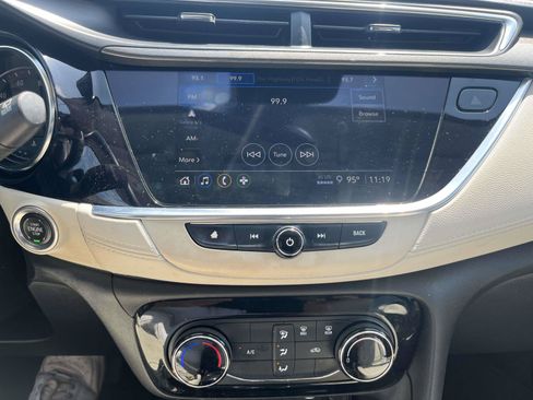 Used 2021 Buick Encore GX Preferred FWD image 17
