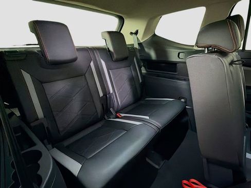 New 2026 Volkswagen Atlas Peak Edition AWD/4WD image 30