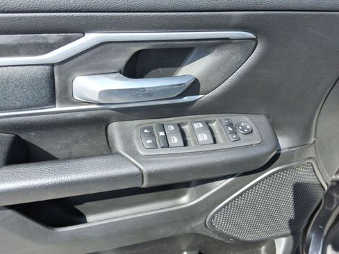 Used 2022 RAM 1500 Big Horn AWD/4WD image 22