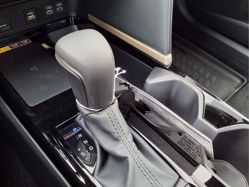 New 2026 Toyota Camry XSE AWD/4WD image 15