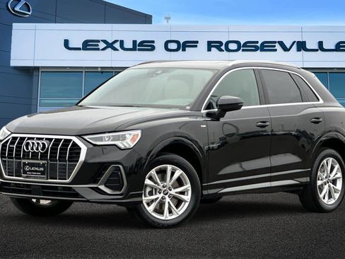 Used 2023 Audi Q3 2.0T Premium image 1