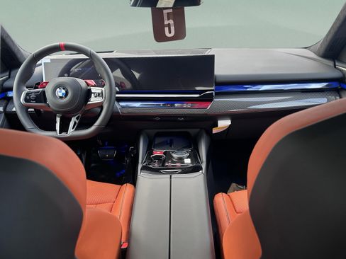 New 2026 BMW M5 w/ Executive Package image 8
