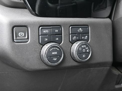 Used 2024 Chevrolet Silverado 1500 LT Trail Boss w/ Convenience Package II image 15