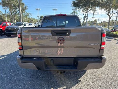 Used 2022 Nissan Frontier Pro-X image 5