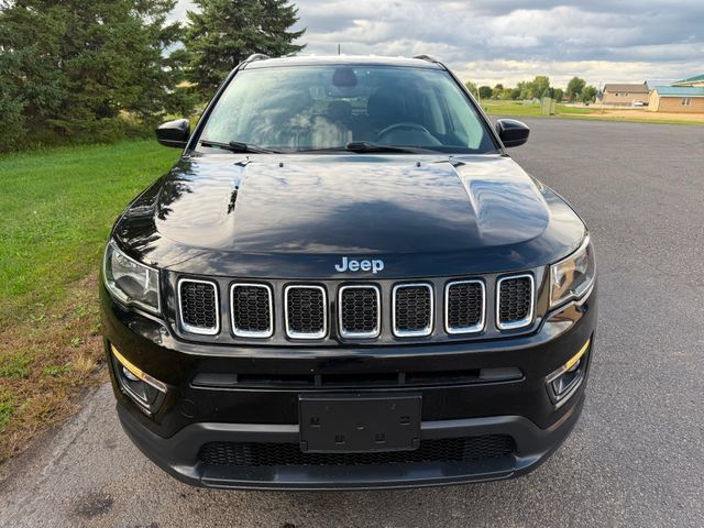 Used 2018 Jeep Compass Latitude w/ Popular Equipment Group AWD/4WD image 5