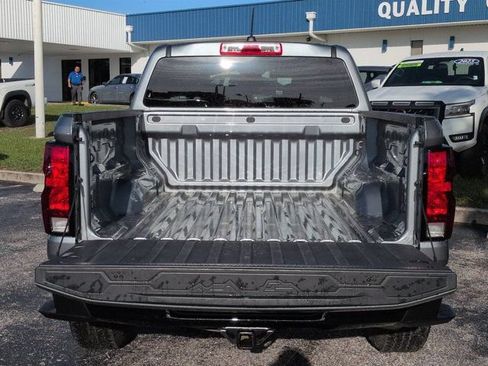 Used 2024 Chevrolet Colorado Trail Boss w/ Advanced Trailering Package AWD/4WD image 12