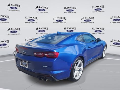 Used 2021 Chevrolet Camaro LT image 5