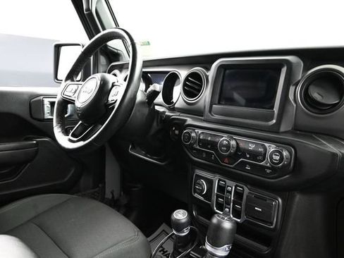 Used 2022 Jeep Wrangler Unlimited Sport AWD/4WD image 14