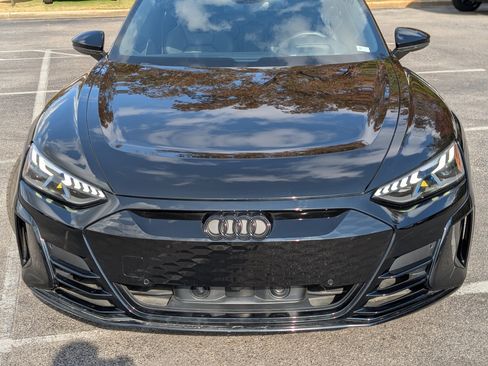 Used 2023 Audi e-tron GT Prestige w/ Prestige Package image 12