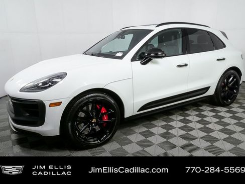 Used 2023 Porsche Macan GTS image 2