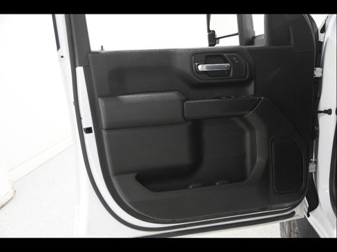 Certified 2024 Chevrolet Silverado 2500 Custom w/ Custom Value Package image 4