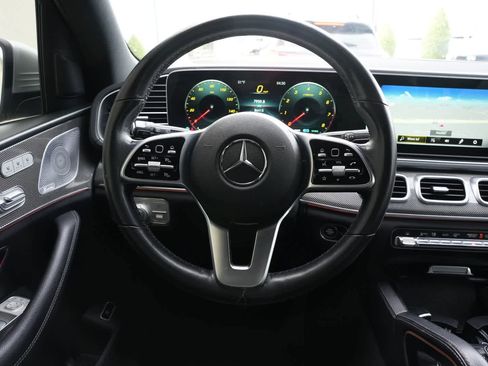 Used 2021 Mercedes-Benz GLS 450 4MATIC image 9