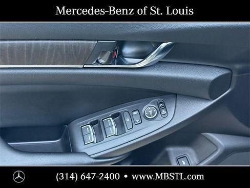 Used 2020 Honda Accord EX image 16