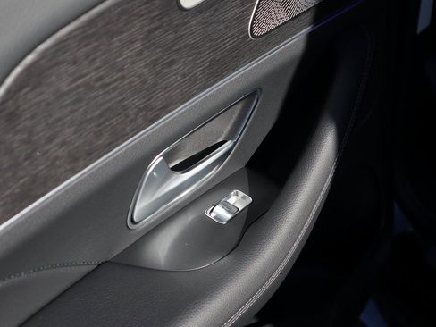 New 2026 Mercedes-Benz GLE 450 4MATIC image 23