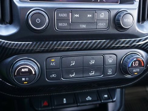 Used 2018 GMC Canyon SLE w/ SLE Convenience Package image 26